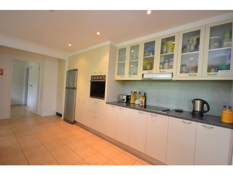 99 Main Road, Cambewarra NSW 2540