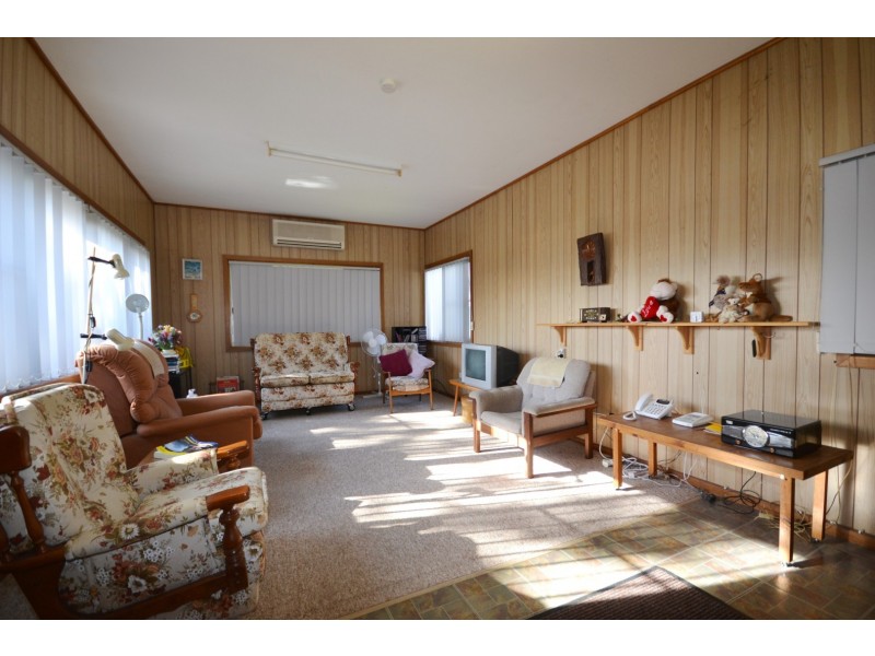 351 Greenwell Point Road, Worrigee NSW 2540