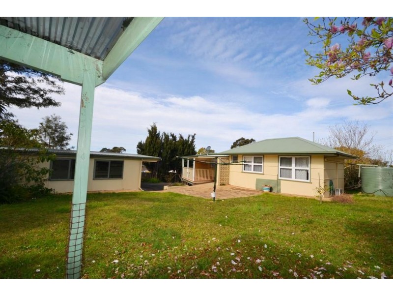 13 Mulgen Crescent, Bomaderry NSW 2541