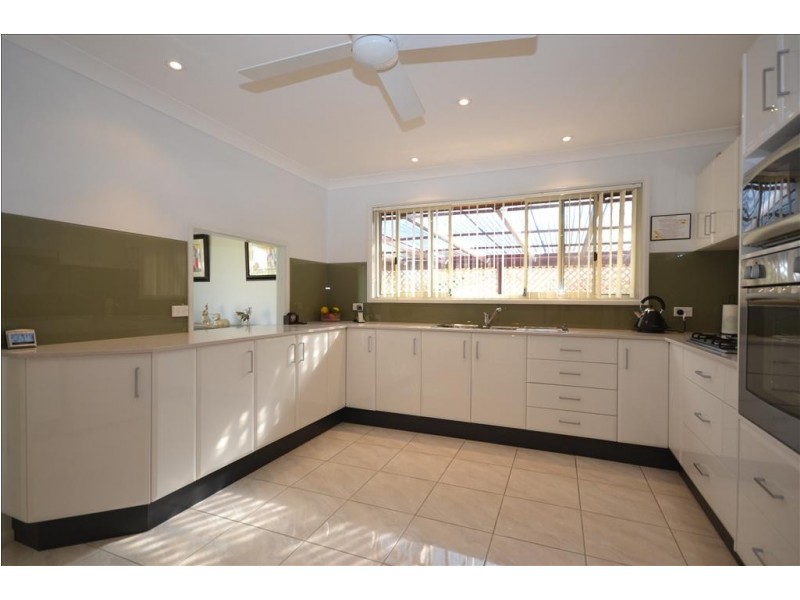 12 Bailey Avenue, Greenwell Point NSW 2540