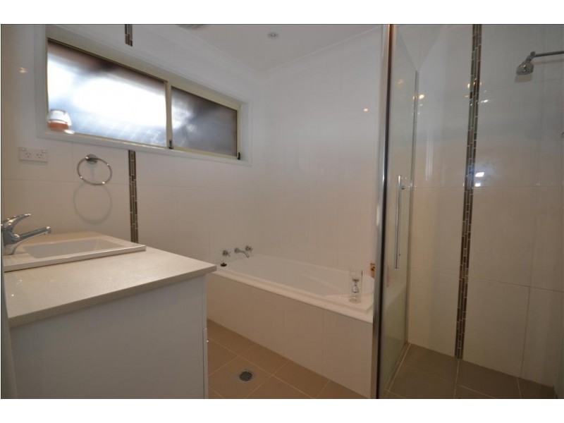 12 Bailey Avenue, Greenwell Point NSW 2540