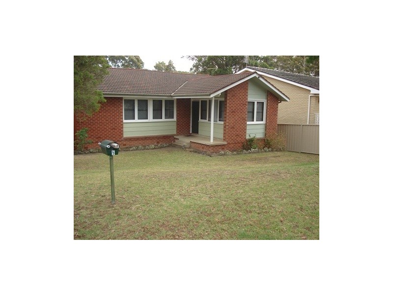 5 Taranna Crescent, Nowra NSW 2541