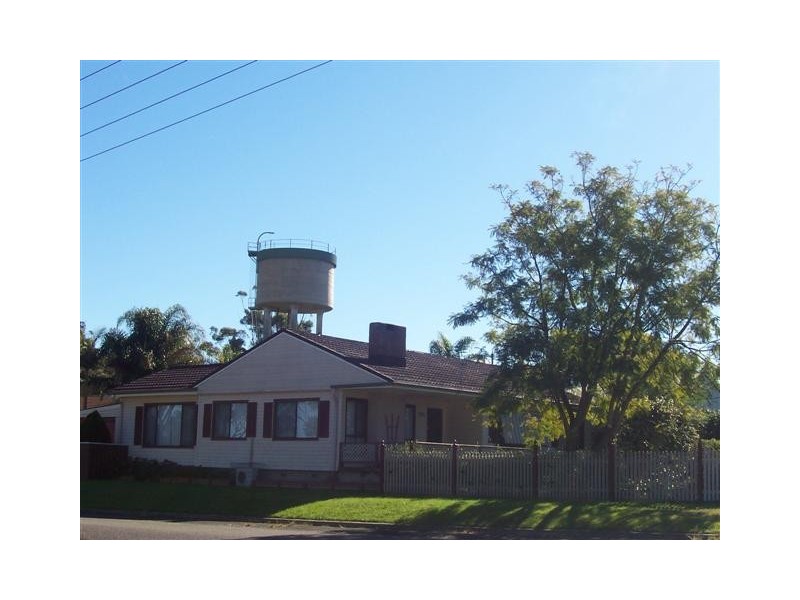 57 West Street, Nowra NSW 2541