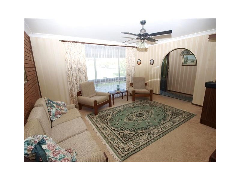 31 Shackleton Street, Shoalhaven Heads NSW 2535