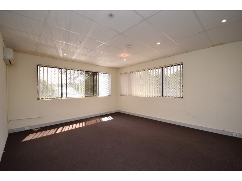 Office 4A Cumberland Avenue, South Nowra NSW 2541