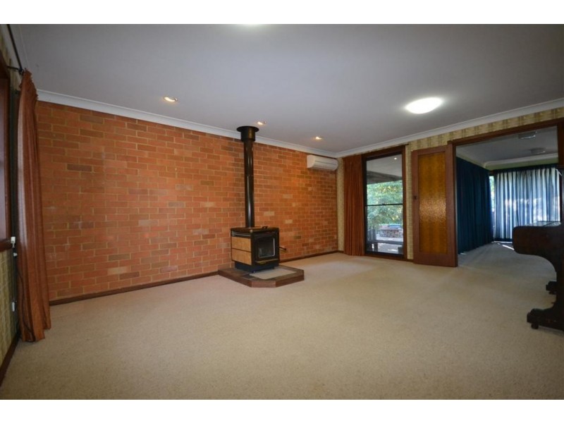 98 Yurunga Drive, North Nowra NSW 2541