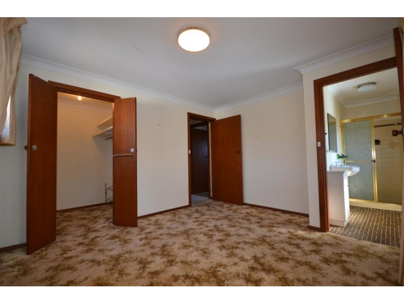 98 Yurunga Drive, North Nowra NSW 2541