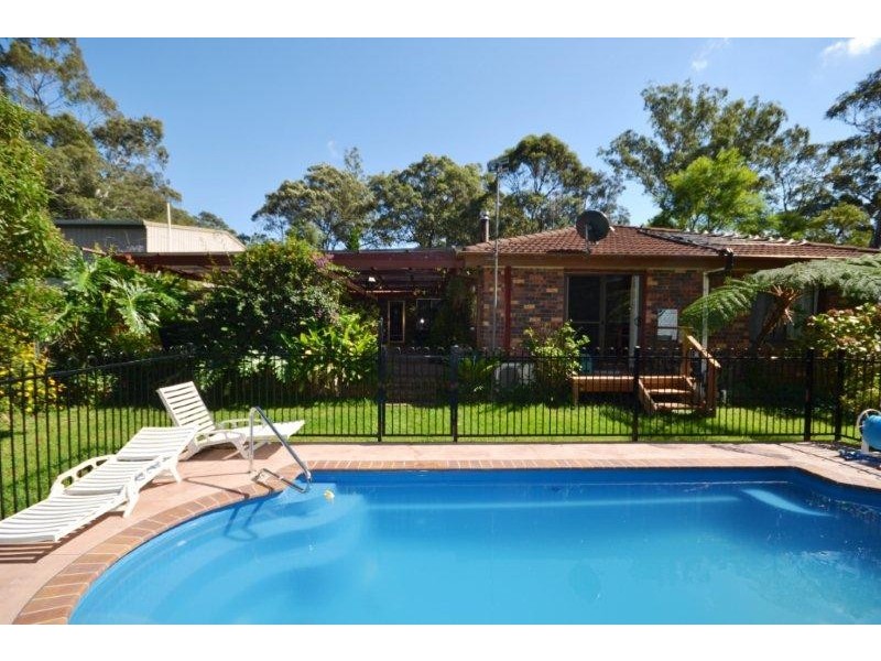 19 Old Woollamia Road, Falls Creek NSW 2540