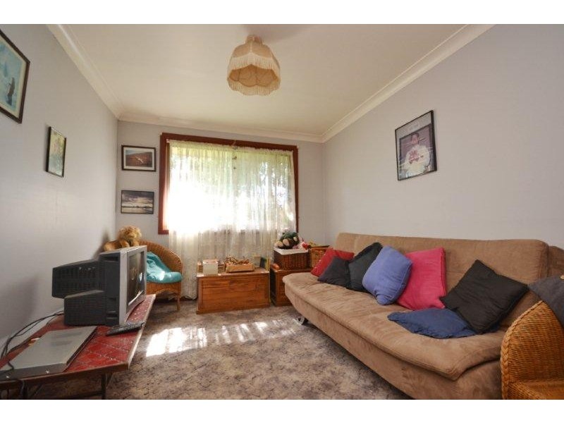 19 Old Woollamia Road, Falls Creek NSW 2540