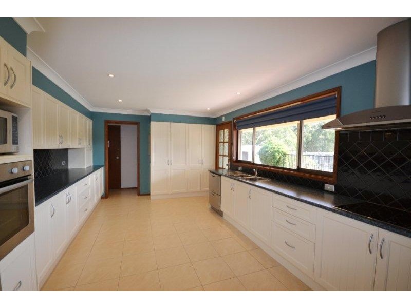 96 Parma Road, Falls Creek NSW 2540