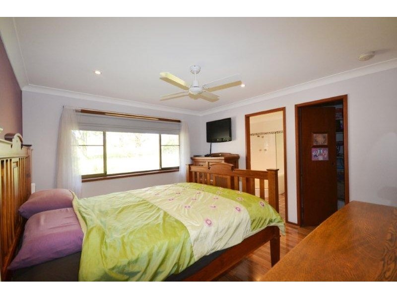 96 Parma Road, Falls Creek NSW 2540