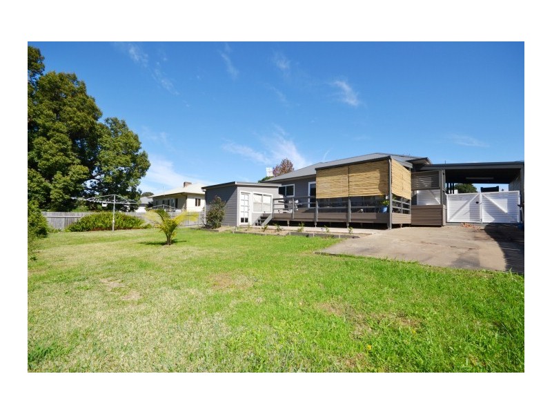 2 Ryan Avenue, Nowra NSW 2541