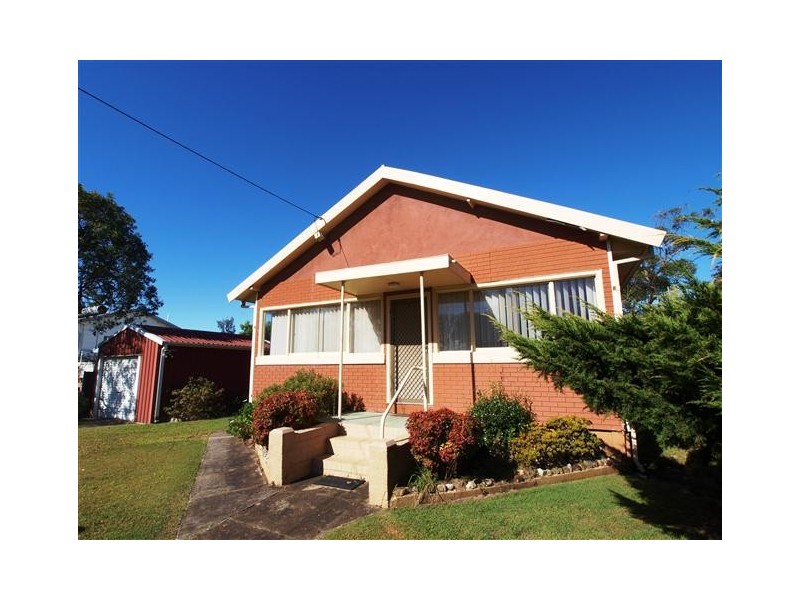 11 McIntosh Street, Shoalhaven Heads NSW 2535