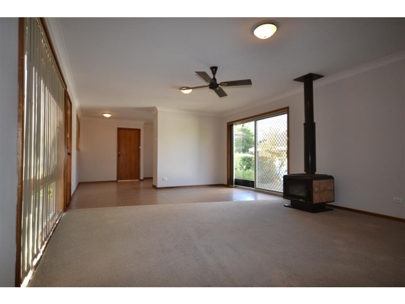 14 Evison Close, Cambewarra NSW 2540