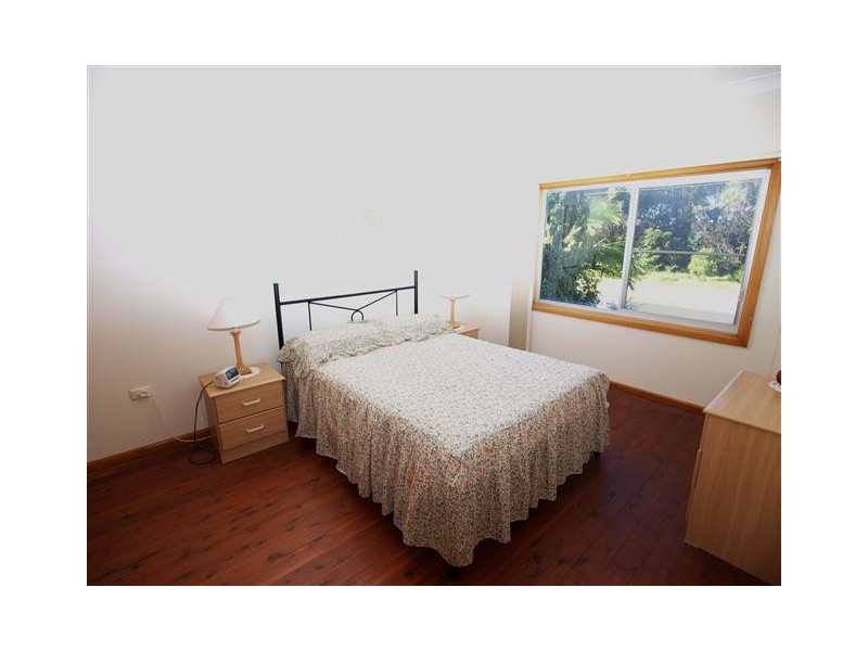 33 Woolstencraft Street, Shoalhaven Heads NSW 2535