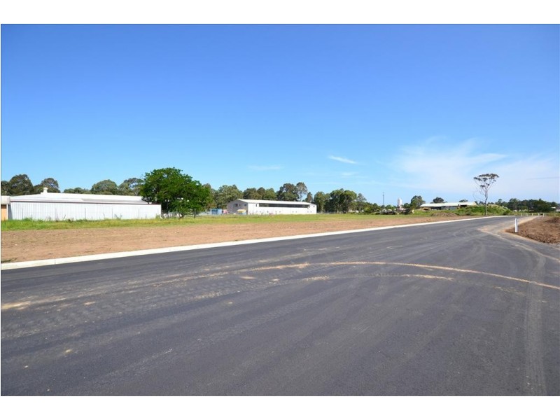26 Browns Road, Nowra NSW 2541