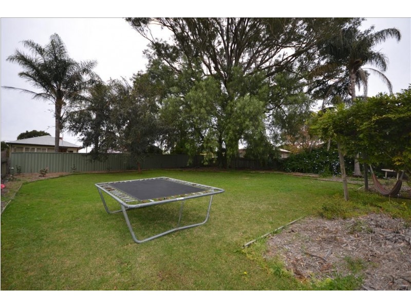 80 East Street, Nowra NSW 2541