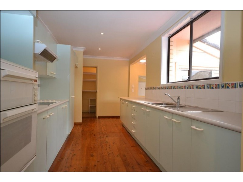 1 Shorland Place, Nowra NSW 2541