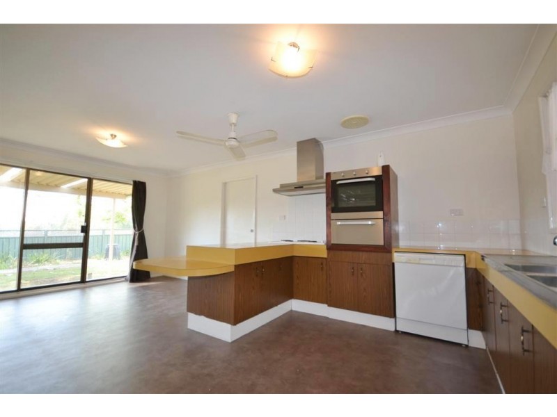 14 Jasmine Drive, Bomaderry NSW 2541