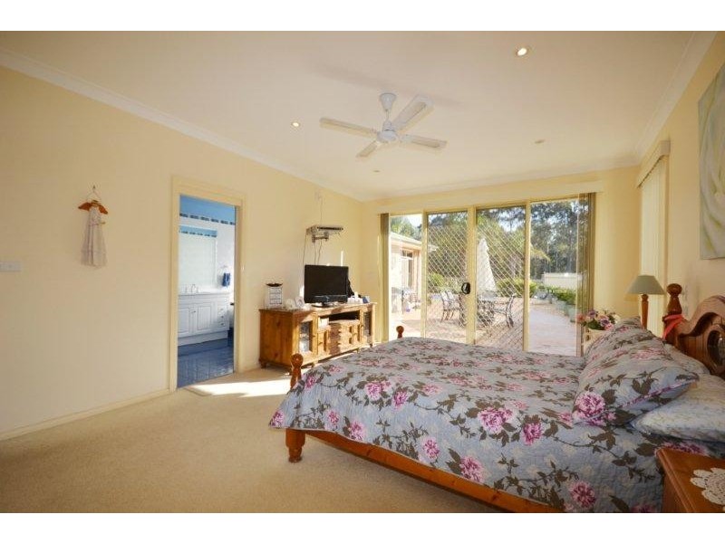 16 Manningvale Place, Worrigee NSW 2540