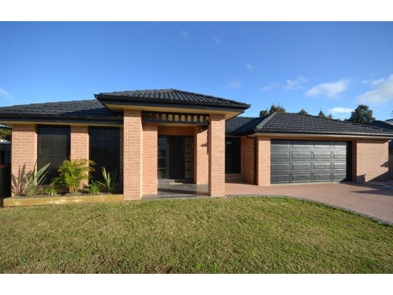 81 Bowerbird Street, Nowra NSW 2541