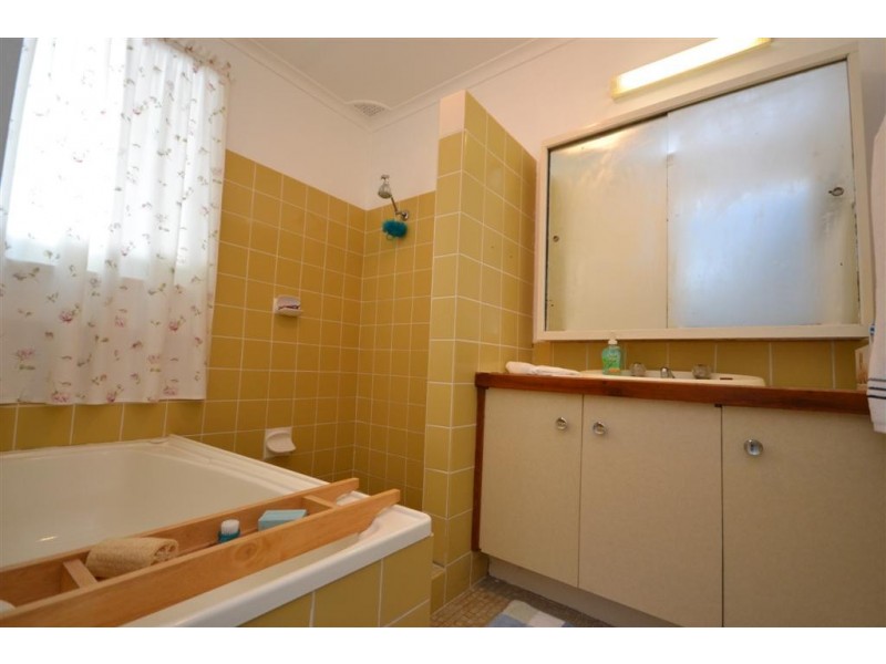 5 Nellore Place, North Nowra NSW 2541