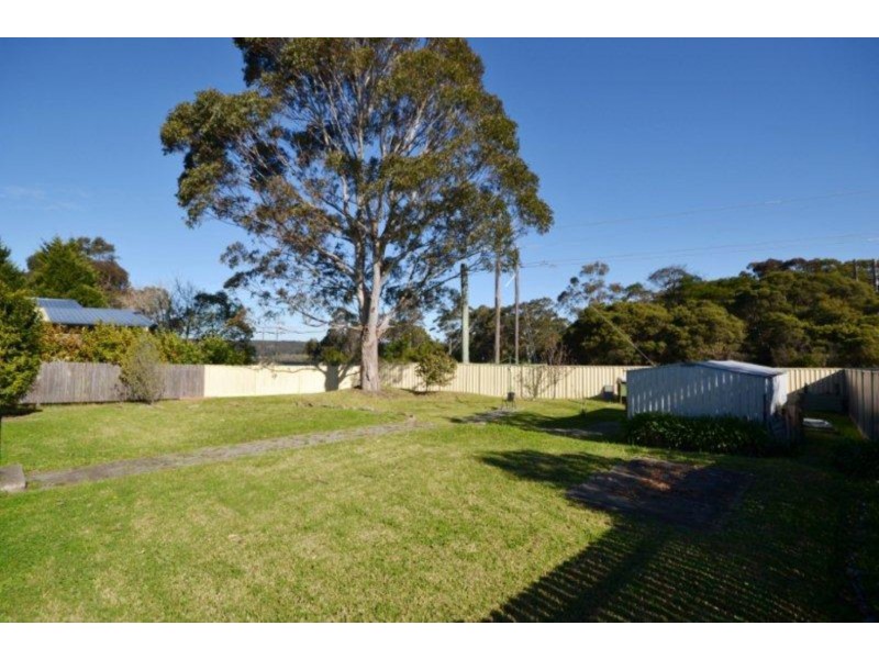 8 Arnheim Place, North Nowra NSW 2541