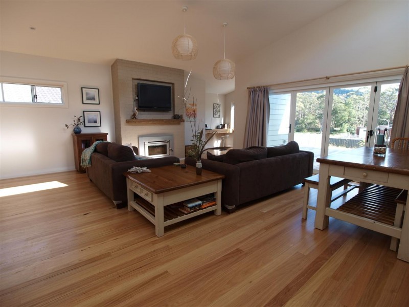 18 Scott Street, Shoalhaven Heads NSW 2535