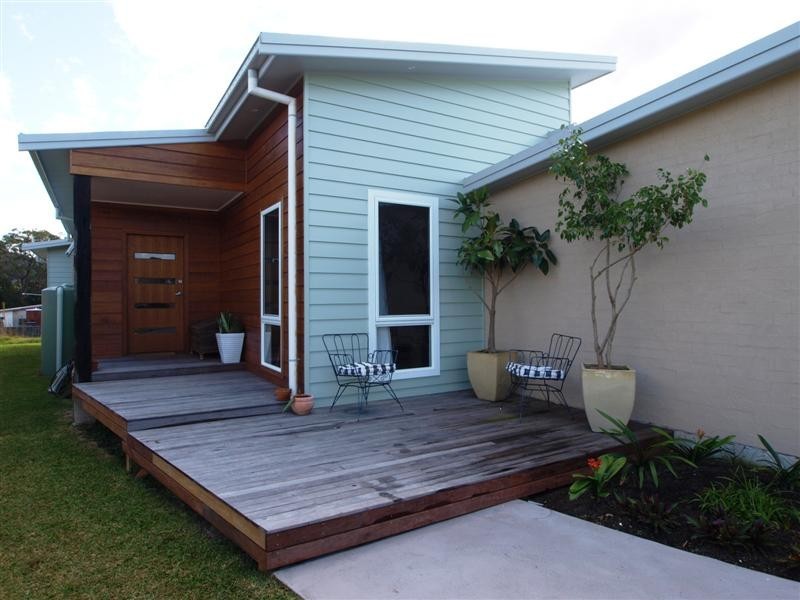 18 Scott Street, Shoalhaven Heads NSW 2535