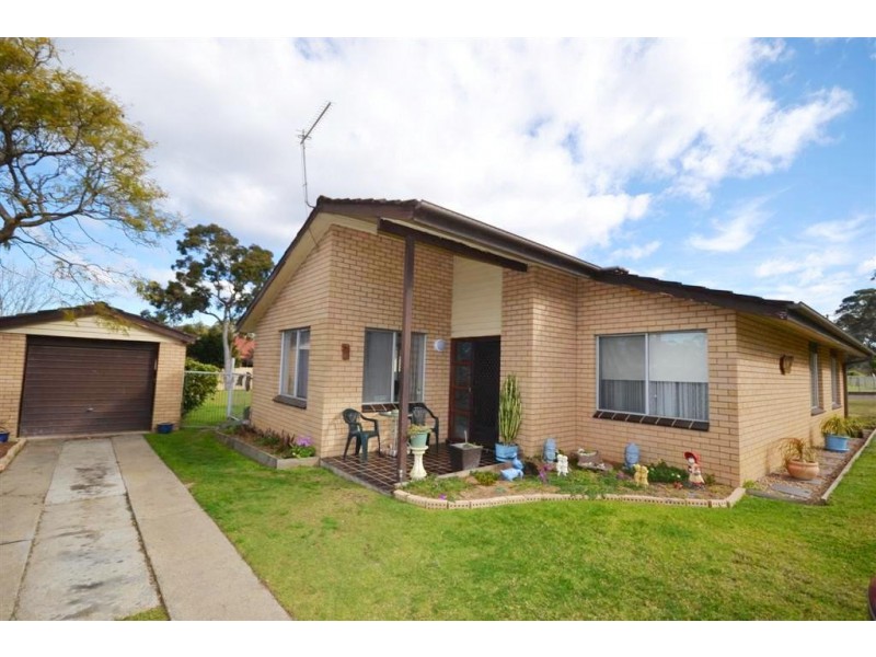 59 Yalwal Road, West Nowra NSW 2541