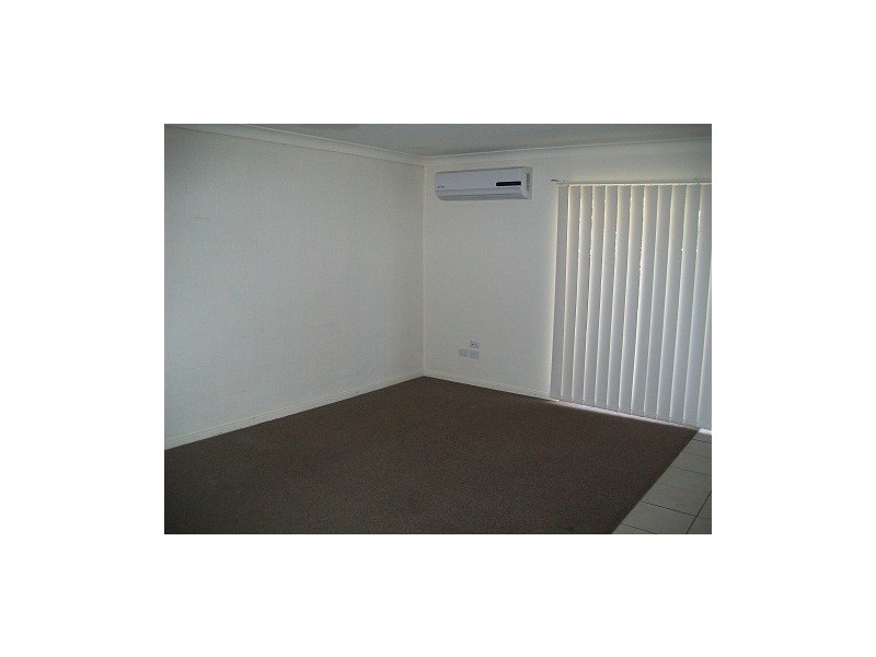 2/2 Shorland Place, Nowra NSW 2541