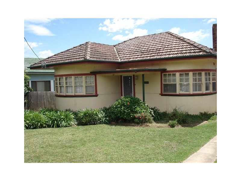 127 Plunkett Street, Nowra NSW 2541