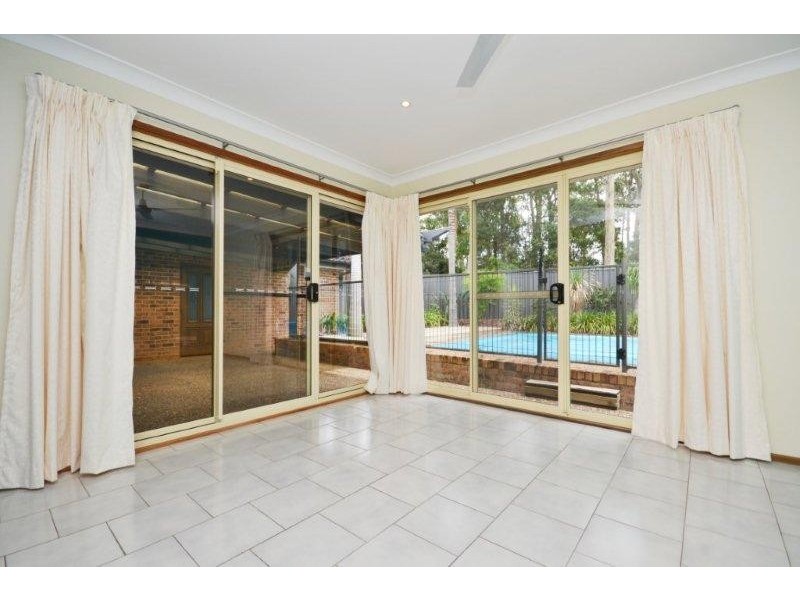 3 Crosby Place, Bomaderry NSW 2541