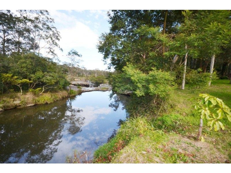 35 Vidler Road, Falls Creek NSW 2540