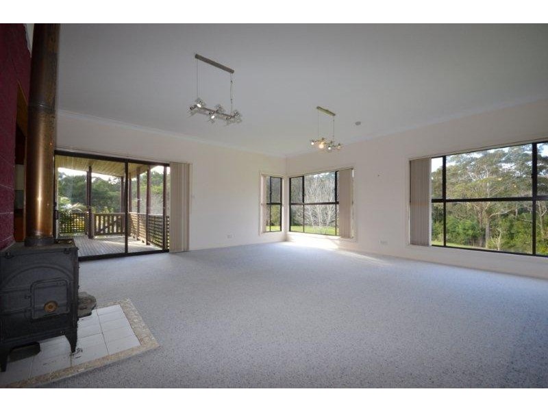 35 Vidler Road, Falls Creek NSW 2540