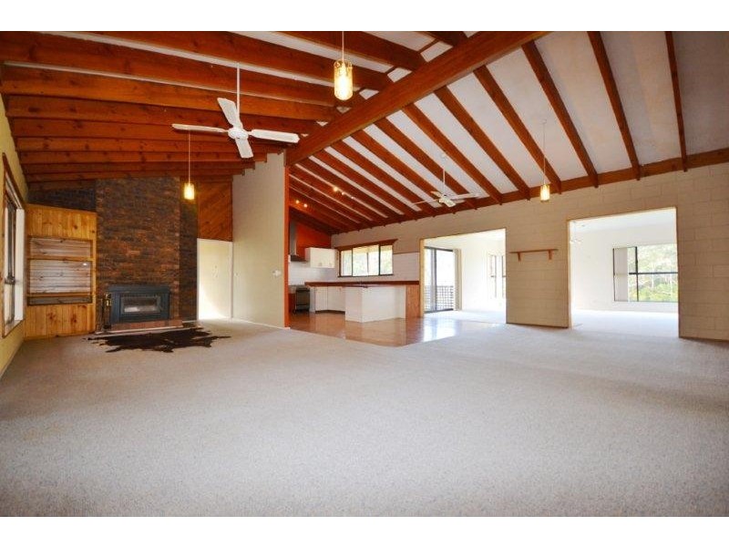 35 Vidler Road, Falls Creek NSW 2540