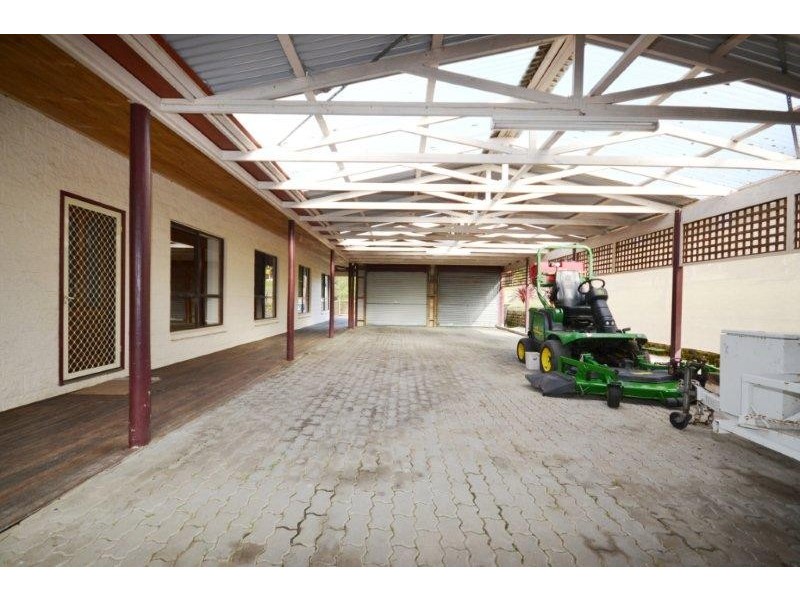 35 Vidler Road, Falls Creek NSW 2540