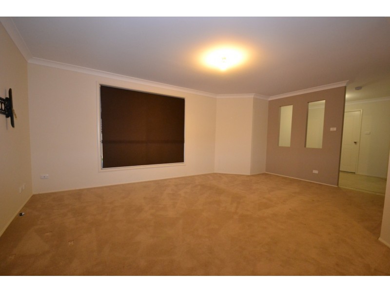 30 Golden Ash Close, Worrigee NSW 2540