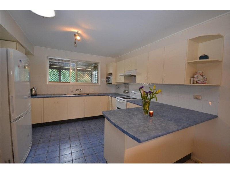 6 Coniston Close, North Nowra NSW 2541