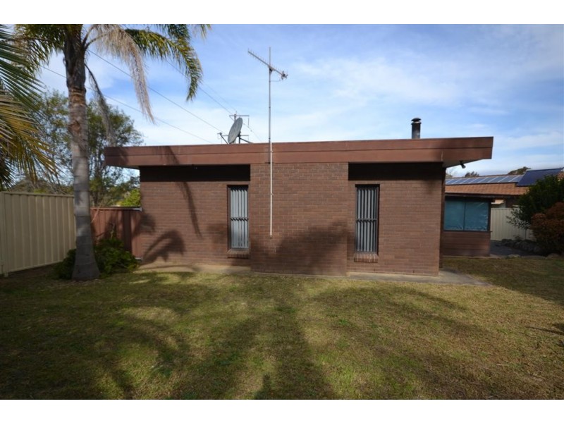 6 Coniston Close, North Nowra NSW 2541