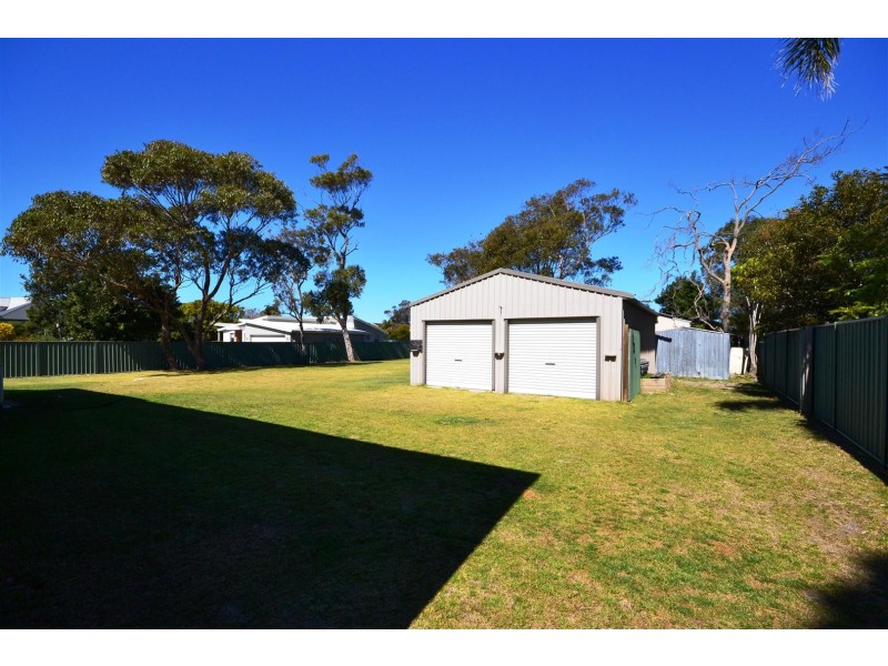 10 Davenport Road, Shoalhaven Heads NSW 2535
