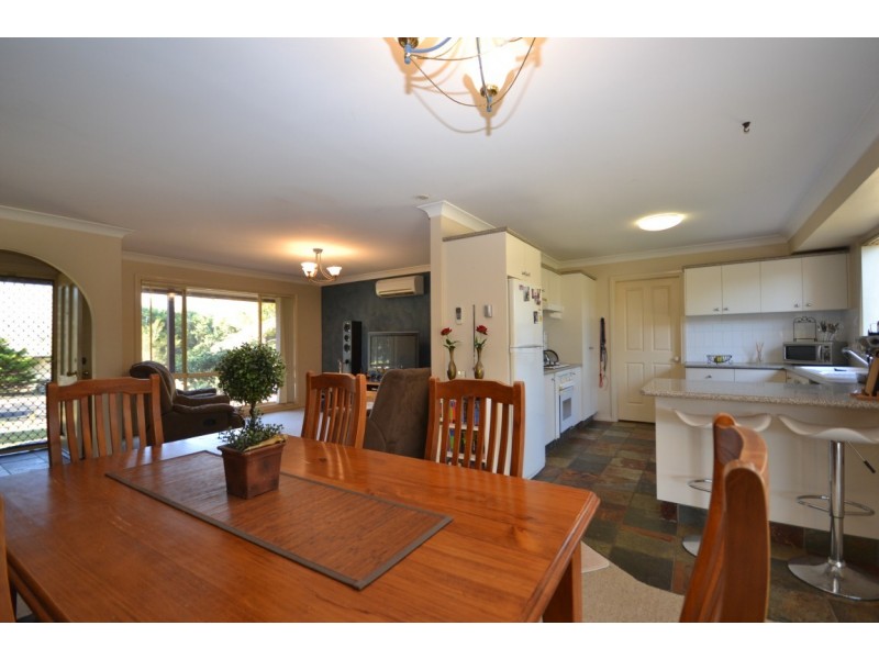 3 Royal Street, Worrigee NSW 2540