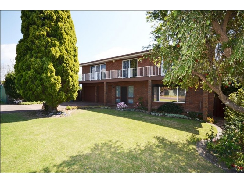 137 Plunkett Street, Nowra NSW 2541