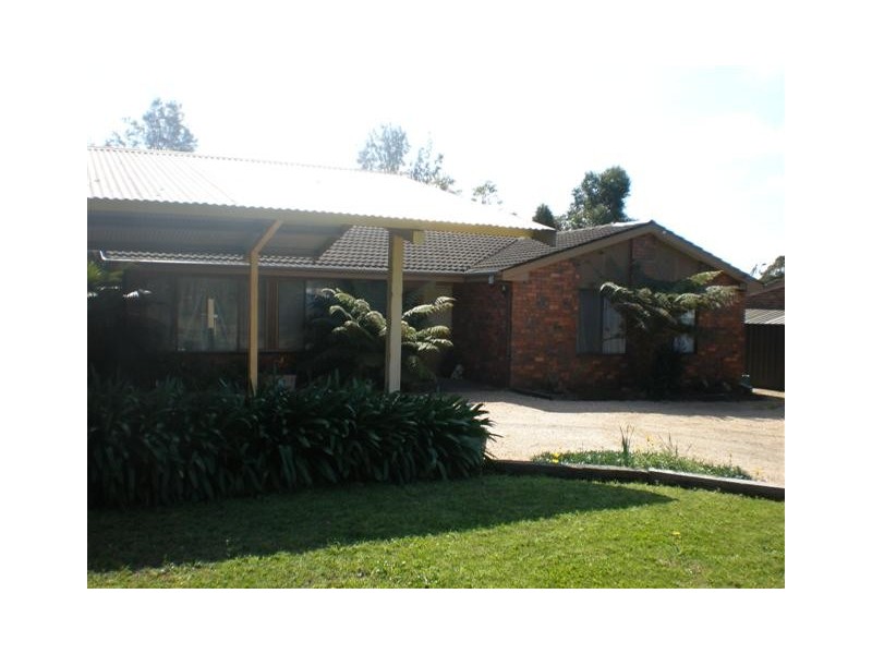 43 Page Avenue, North Nowra NSW 2541