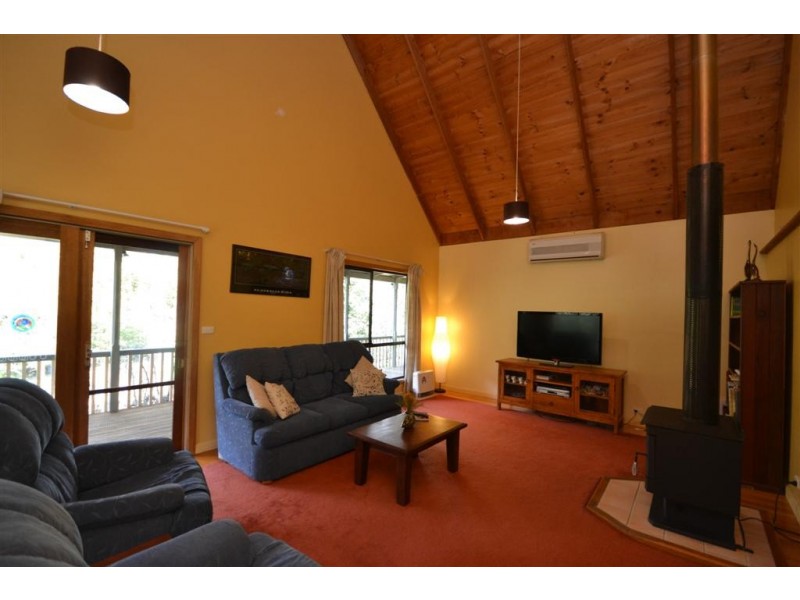 910 Illaroo Road, Tapitallee NSW 2540