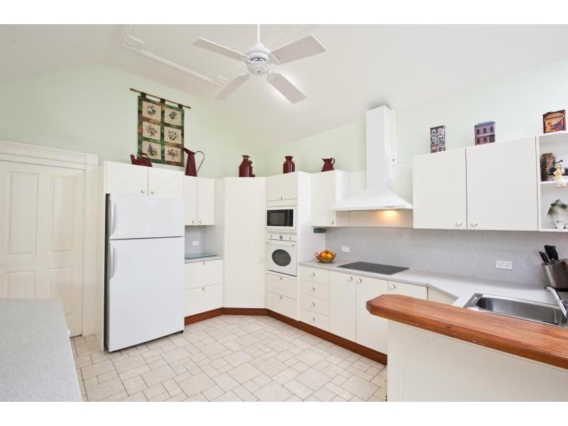 29 West Cambewarra Road, North Nowra NSW 2541