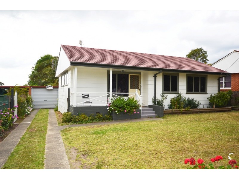4 Quadrant Street, Nowra NSW 2541