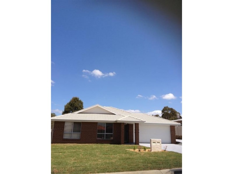 3a Nutans Crescent, South Nowra NSW 2541