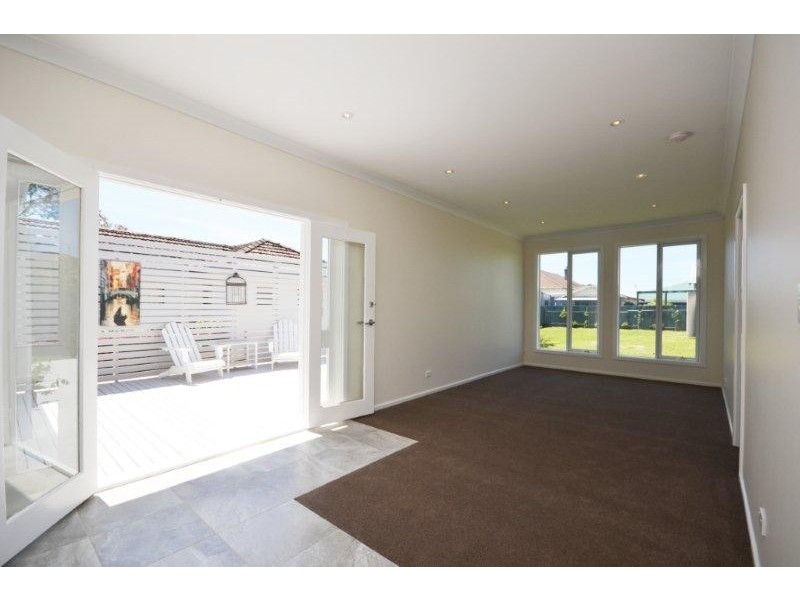 28 Colyer Avenue, Nowra NSW 2541