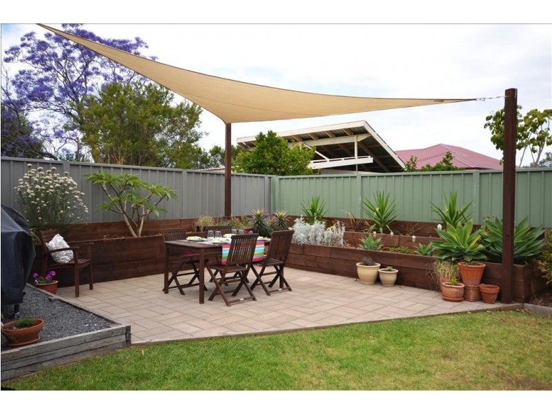 32 Cambewarra Road, Bomaderry NSW 2541
